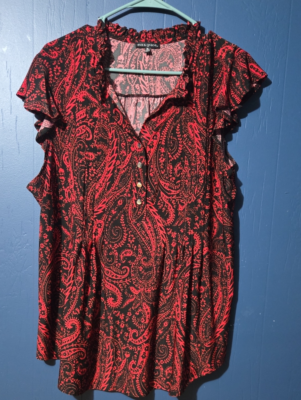 Ava & Grace Black and Red Paisley Ruffle-Sleeve Blouse